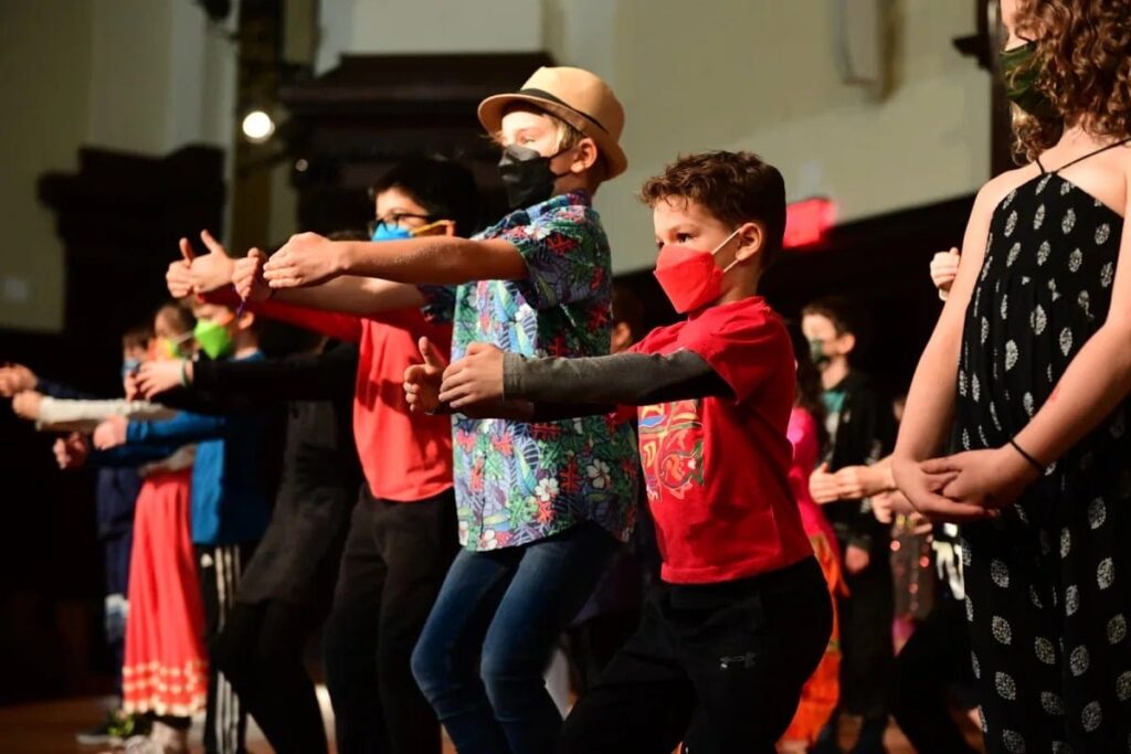 EC Dance8