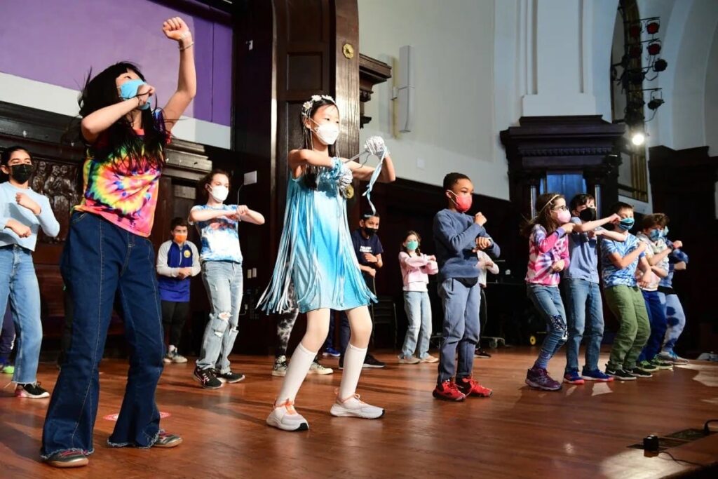 EC Dance9