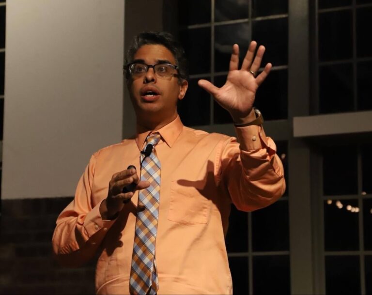 Ethical Culture Fieldston School alum Elbert Garcia ’93 speaks at the TEDxECFS event.