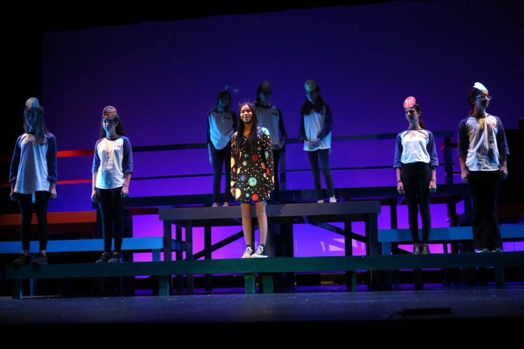 IMG 8001Ethical Culture Fieldston School MiddleSchool fall musical scaled 1