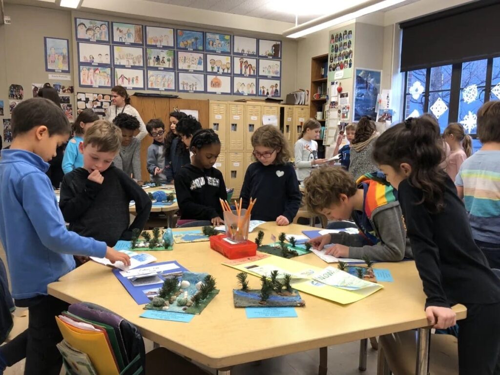 Seconds graders explore the waters of the world 4