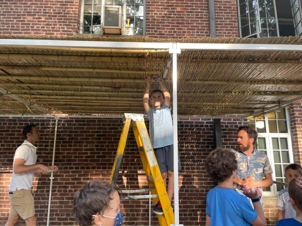building sukkah 4
