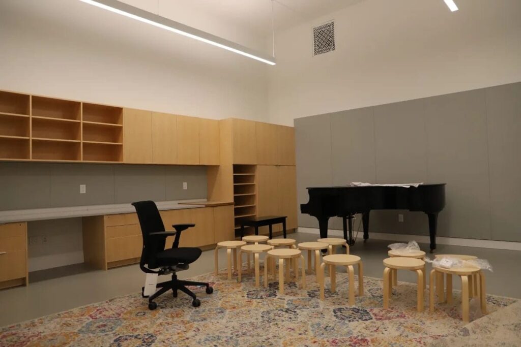 ethical culture fieldston school music room